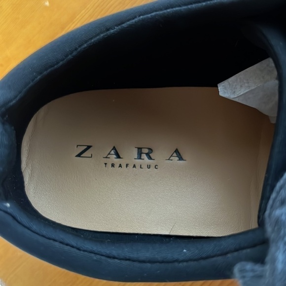 Zara Trafaluc black keep running gym shoes/sneakers size 39. EUC. - Picture 7 of 7